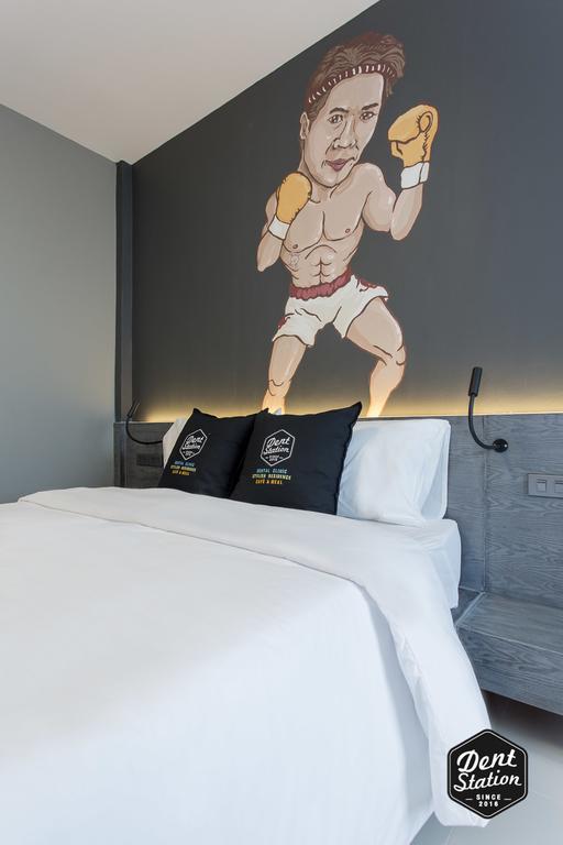 Dent Station Resident Hotel Phuket Bagian luar foto