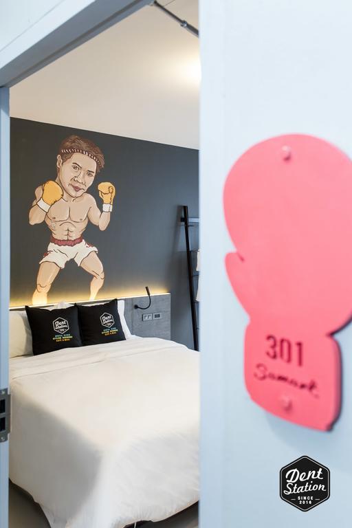 Dent Station Resident Hotel Phuket Bagian luar foto