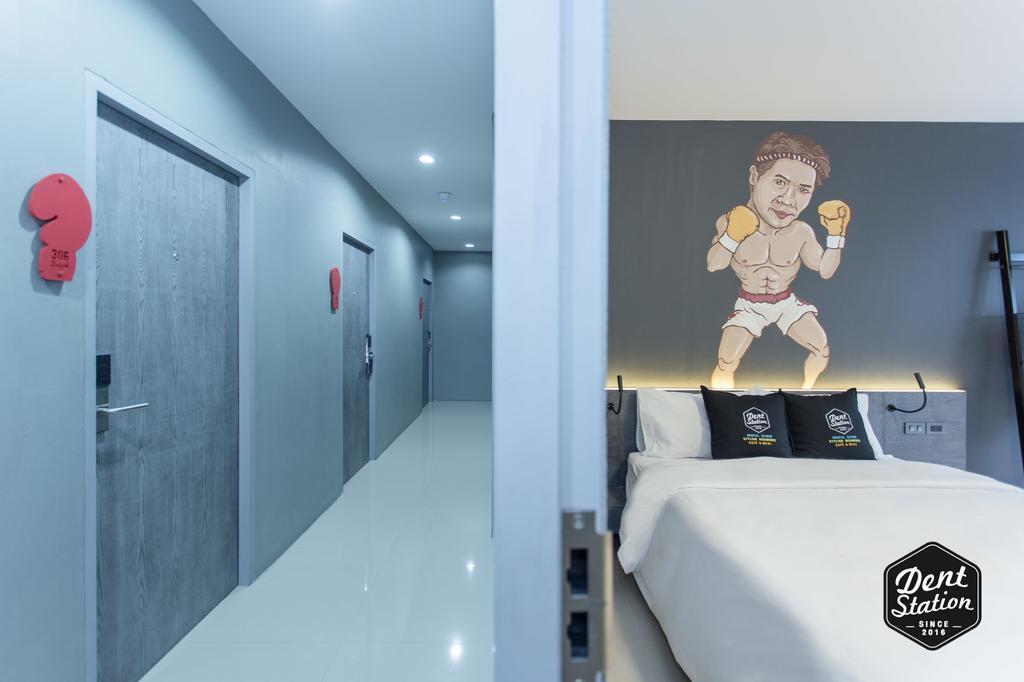 Dent Station Resident Hotel Phuket Bagian luar foto
