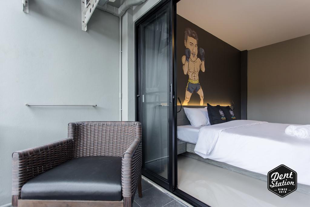 Dent Station Resident Hotel Phuket Bagian luar foto