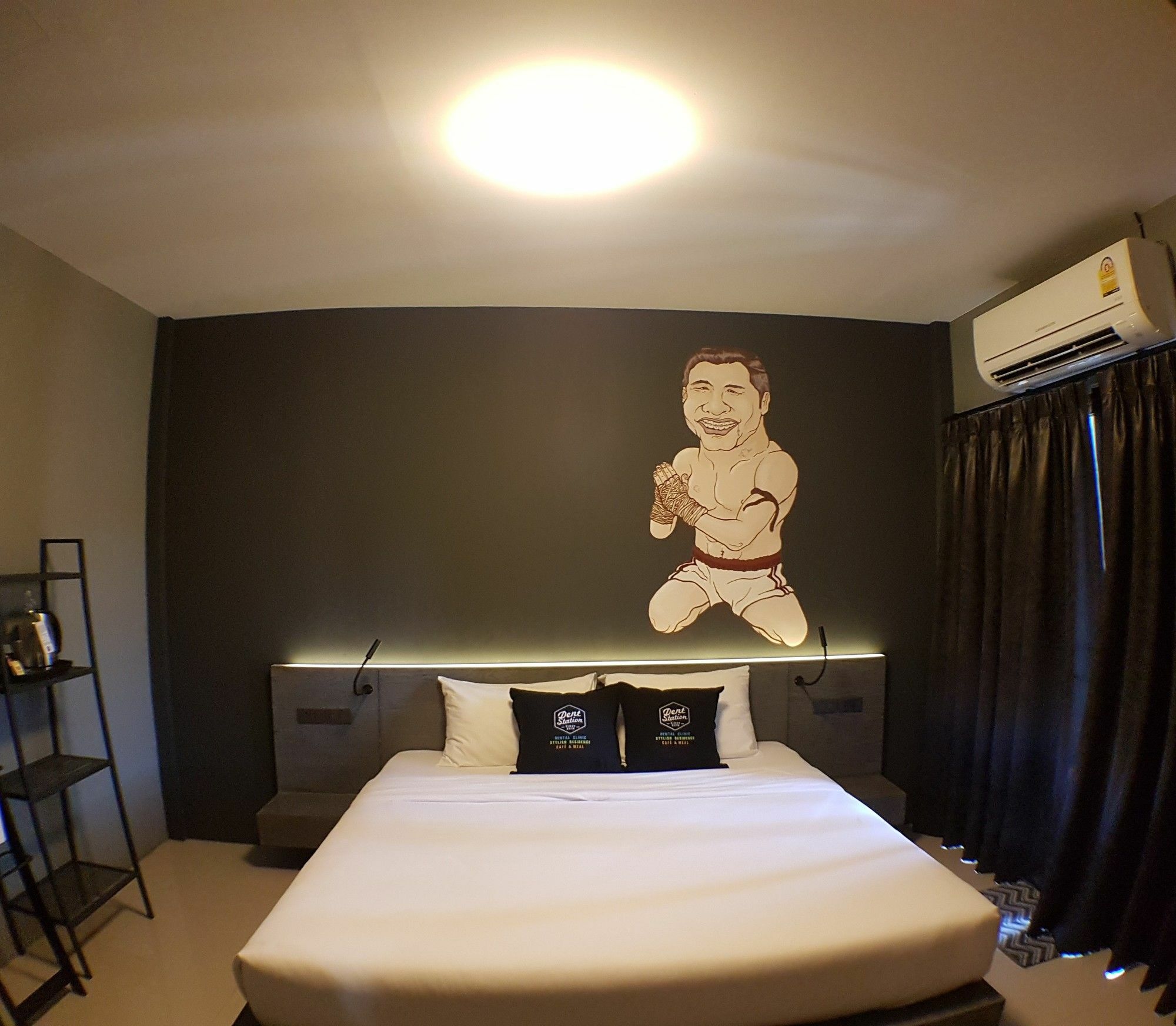 Dent Station Resident Hotel Phuket Bagian luar foto