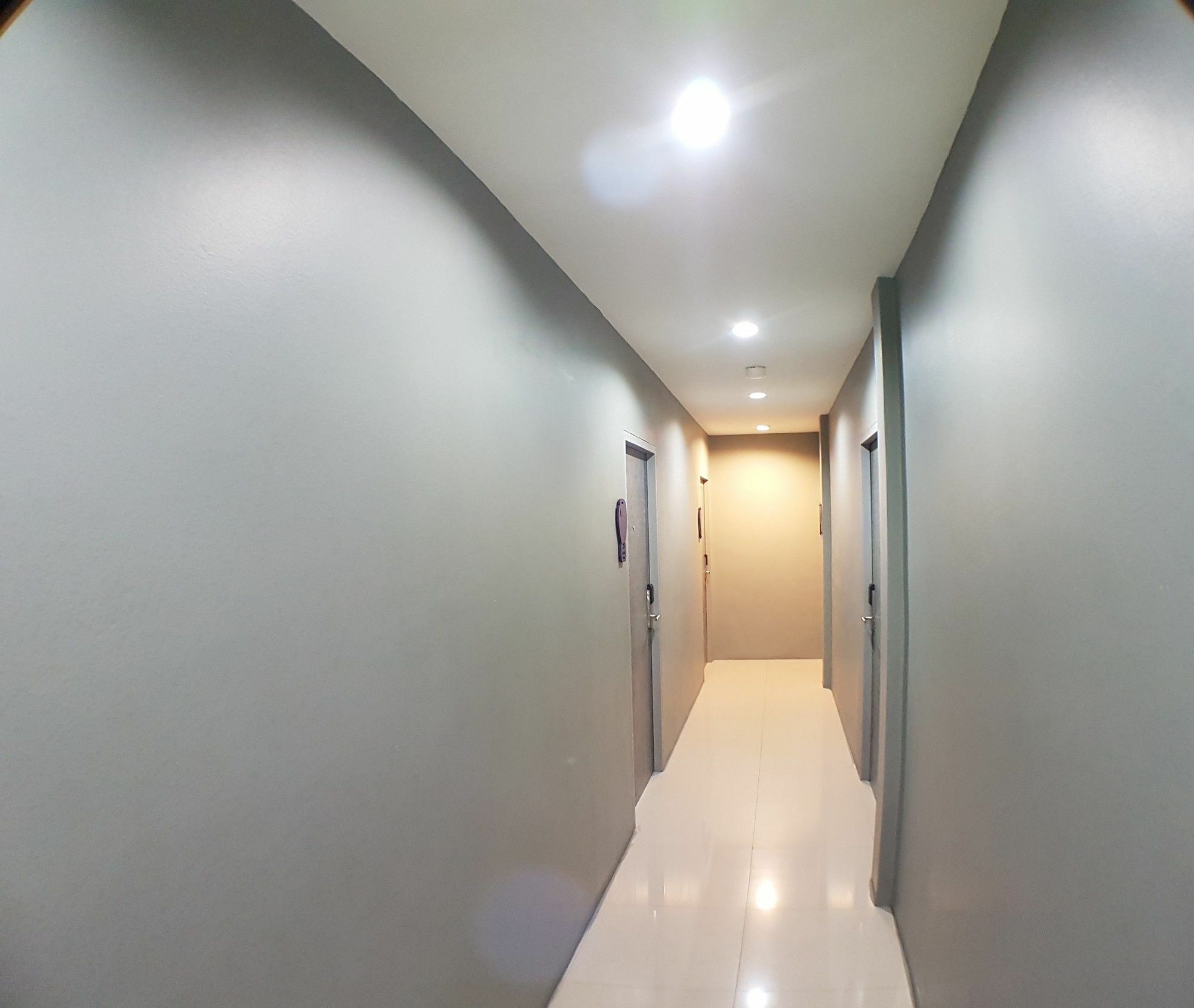 Dent Station Resident Hotel Phuket Bagian luar foto