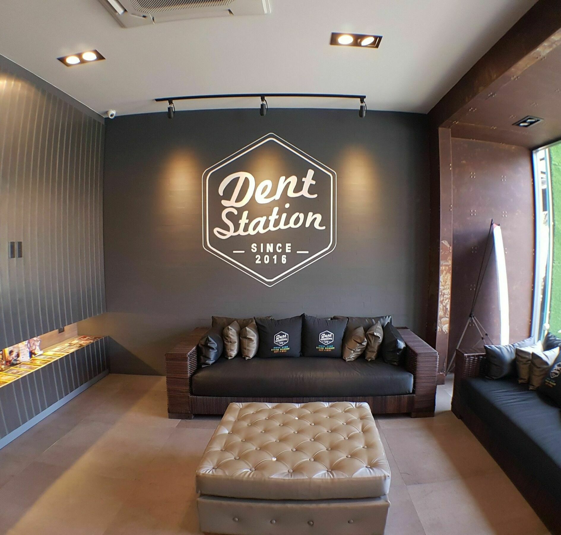 Dent Station Resident Hotel Phuket Bagian luar foto